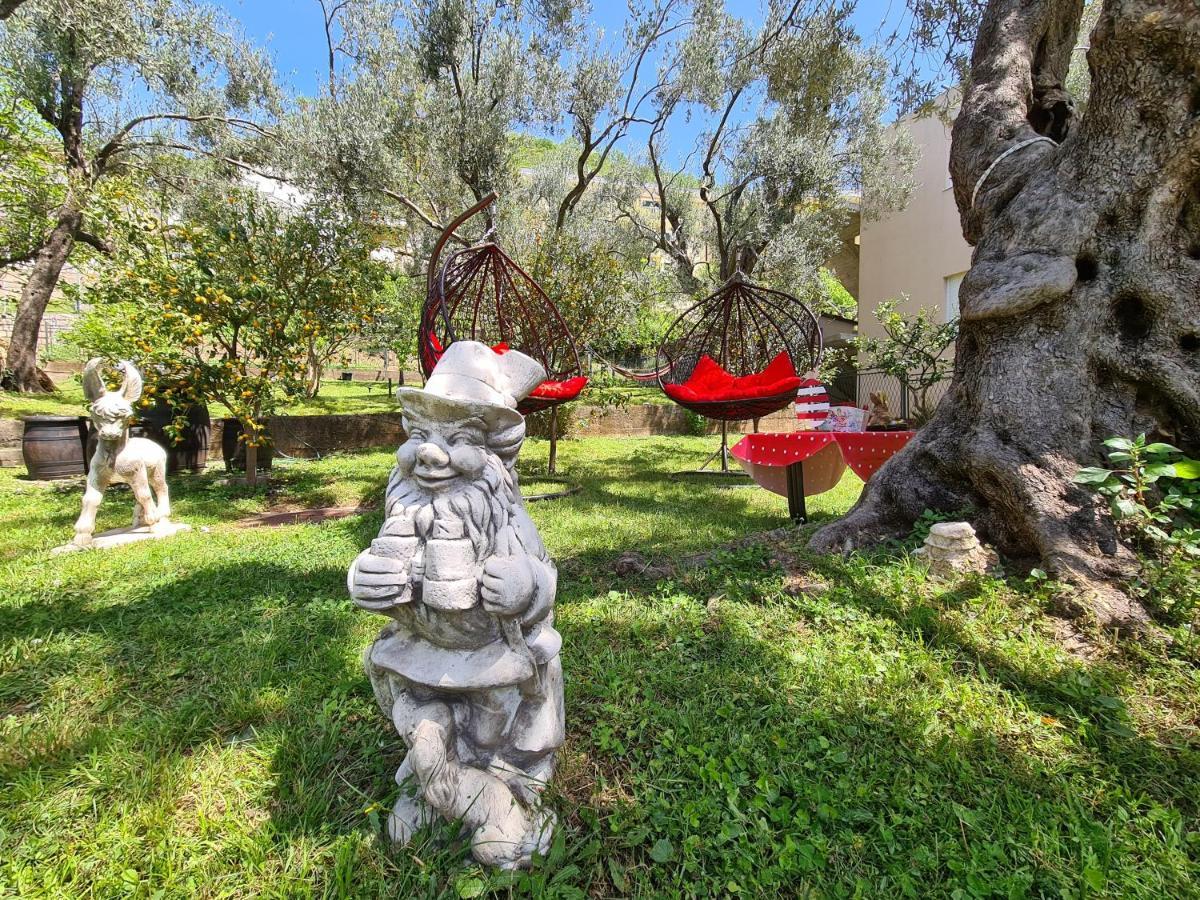 Palm Point Apartment Petrovac Екстериор снимка